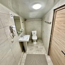 3-местная комната стандарт с 1 двуспальной и 1 односпальной кроватями (мансарда)