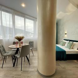 Апартаменты студия гостиничный комплекс Радуга 10И (мансарда)