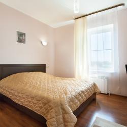 Номер стандарт с 1 двуспальной кроватью (с завтраком)