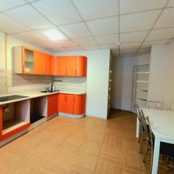 Кровать в 6-местном общем мужском номере