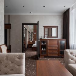 Номер люкс комфорт с 1 двуспальной кроватью