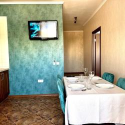 Фото Отель KluchnikOFF (КлючникОФФ) на Революционной