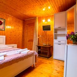 Комната стандарт с 1 двуспальной кроватью (мансарда)