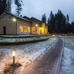 Фото Отель VIP Коттедж Loft House Scout (ВИП Коттедж Лофт Хаус Скаут)