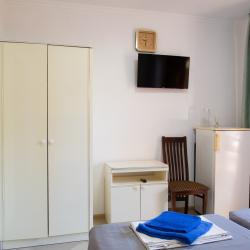 Комната полулюкс с 1 двуспальной кроватью