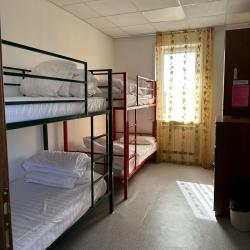 Кровать в 4-местном общем номере