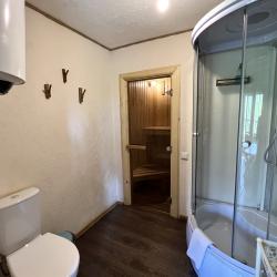 Коттедж премиум с 3 двуспальными кроватями