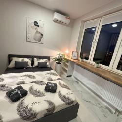 Фото Апартаменты на Родионова 202/2