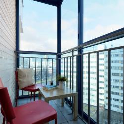 Фото Семейные апартаменты Elenahotel на проспекте Королева 7