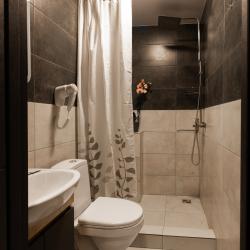 Номер стандарт с 1 двуспальной кроватью