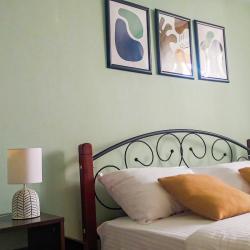 Фото Отель Классный Домик на улице Ферина