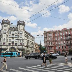 Апартаменты улучшенные Санкт-Петербург, Большой проспект Петроградской стороны 69