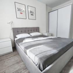 Фото Апартаменты на улице Николая Зелинского 1