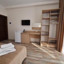 Фото Отель Family Pride Inn (Фэмили Прайд Инн)