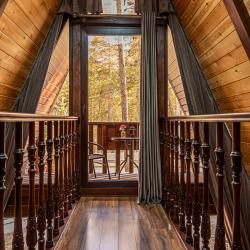 Фото Отель Просторный коттедж с беседкой