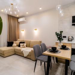 Фото Апартаменты на улице Родионова 178