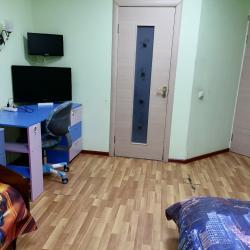 Номер стандарт с 1 односпальной и 1 двуспальной кроватью