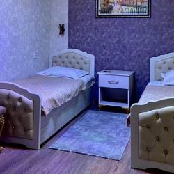 Номер стандарт с 2 односпальными кроватями (без окна)