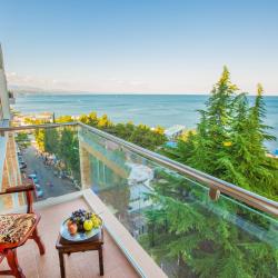 ART HOUSE HOTEL (Арт Хаус) — d5043cea5f038cb2ea9e670cd9d08846
