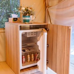 Сафари тент с 1 двуспальной кроватью