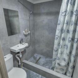 Фото Отель YourHouse (ЙоХаус) на улице Ташена Утепова