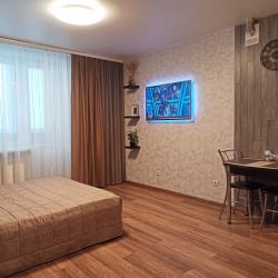 Фото Апартаменты на улице Короленко 4