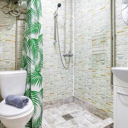 Фото Отель Loft (Лофт) Домик-шале