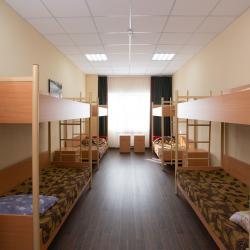 Кровать в 8-местном общем номере (блочный)
