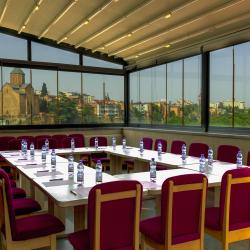 Фото Отель Old Meidan Tbilisi By Urban Hotels (Олд Мейдан )
