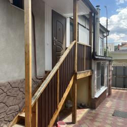 2-комнатные апартаменты стандарт г. Кисловодск, ул. Гагарина, д. 58, кв. 3 на компанию от 2 до 6 человек