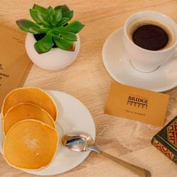 Фото Отель Бридж