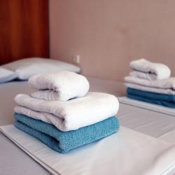 Номер комфорт семейный с 1 двуспальной кроватью