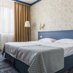 Номер стандарт улучшенный с 1 двуспальной кроватью