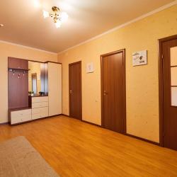 Фото Апартаменты на улице Ерошевского 18