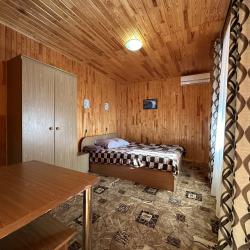 Номер стандарт с 1 двуспальной кроватью