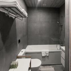 Фото Отель BarnHouse Village (БарнХаус Виллэдж)