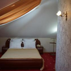 Фото Отель Ренессанс