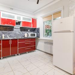 Фото Отель Вершина-ПВ на улице Сураганова