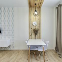 Фото Апартаменты на улице Леонова 66