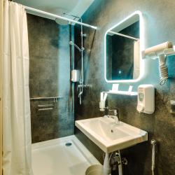 2-местный номер студия стандарт с 1 двуспальной кроватью