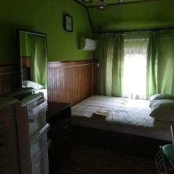 Номер эконом с 1 двуспальной кроватью