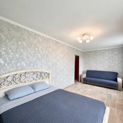 Фото Апартаменты на улице Калинина 142