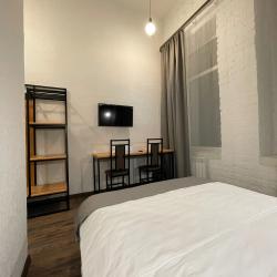 Номер стандарт с 1 двуспальной кроватью #107