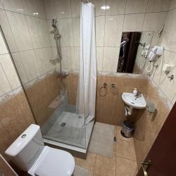 Комната стандарт с 1 двуспальной кроватью