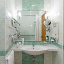 Номер стандарт комфорт с 1 двуспальной кроватью