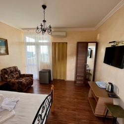 Номер стандарт с 1 двуспальной кроватью