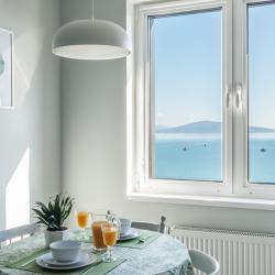 Фото Апартаменты VisitNovorossiysk (Визит) на улице Исаева