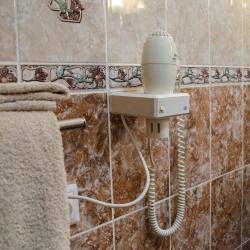 Номер стандарт с 1 двуспальной кроватью