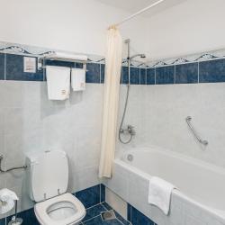 Номер стандарт с 1 двуспальной кроватью