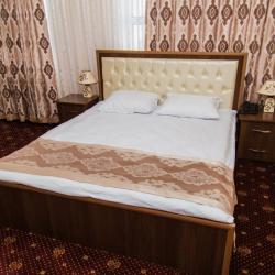 Номер стандарт с 1 двуспальной кроватью